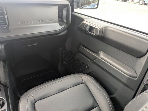 New 2025 Ford Bronco Badlands image 16