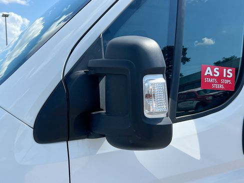 Used 2025 RAM ProMaster 2500 w/ Convenience Group FWD image 12