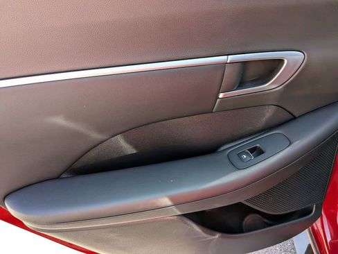 Used 2025 Hyundai Sonata SEL FWD image 26
