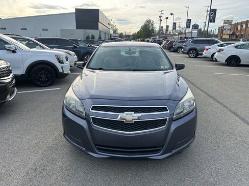 Used 2013 Chevrolet Malibu LS image 2