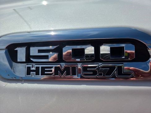 Used 2019 RAM 1500 Laramie image 22