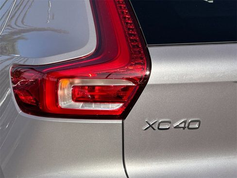 New 2026 Volvo XC40 B5 Ultra image 26