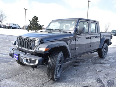 New 2026 Jeep Gladiator Sport AWD/4WD image 8