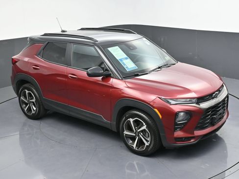 Used 2023 Chevrolet TrailBlazer RS w/ Convenience Package FWD image 43