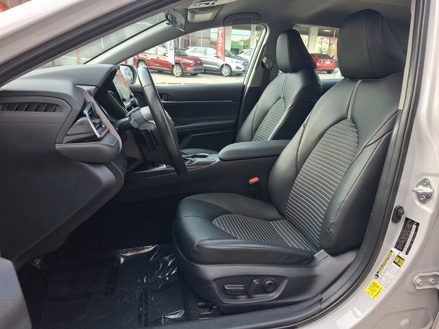 Used 2024 Toyota Camry SE FWD image 13