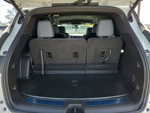 Certified 2023 Buick Enclave Essence w/ Trailering Package, 5000 lbs. AWD/4WD image 7