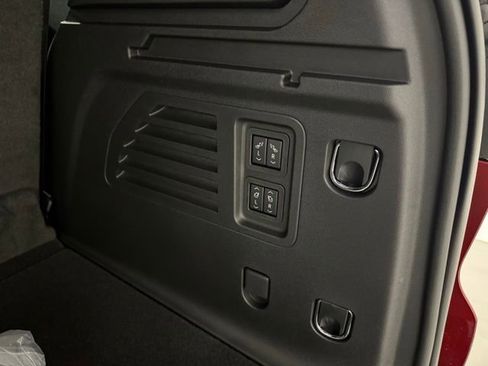 New 2026 Buick Enclave Sport Touring w/ Power Package FWD image 10