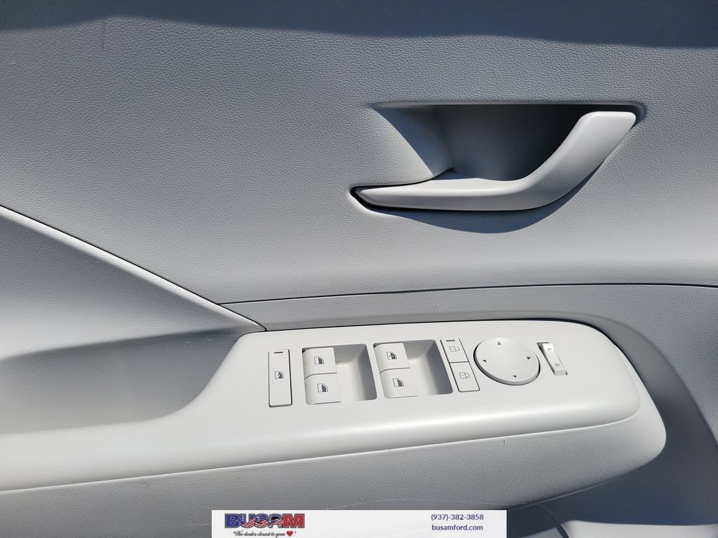 Used 2024 Hyundai Kona SEL FWD image 15