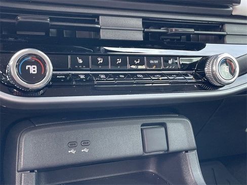 Used 2025 Honda Prologue Touring image 20