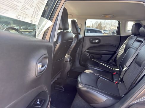 Used 2020 Jeep Compass Latitude w/ Cold Weather Group image 29