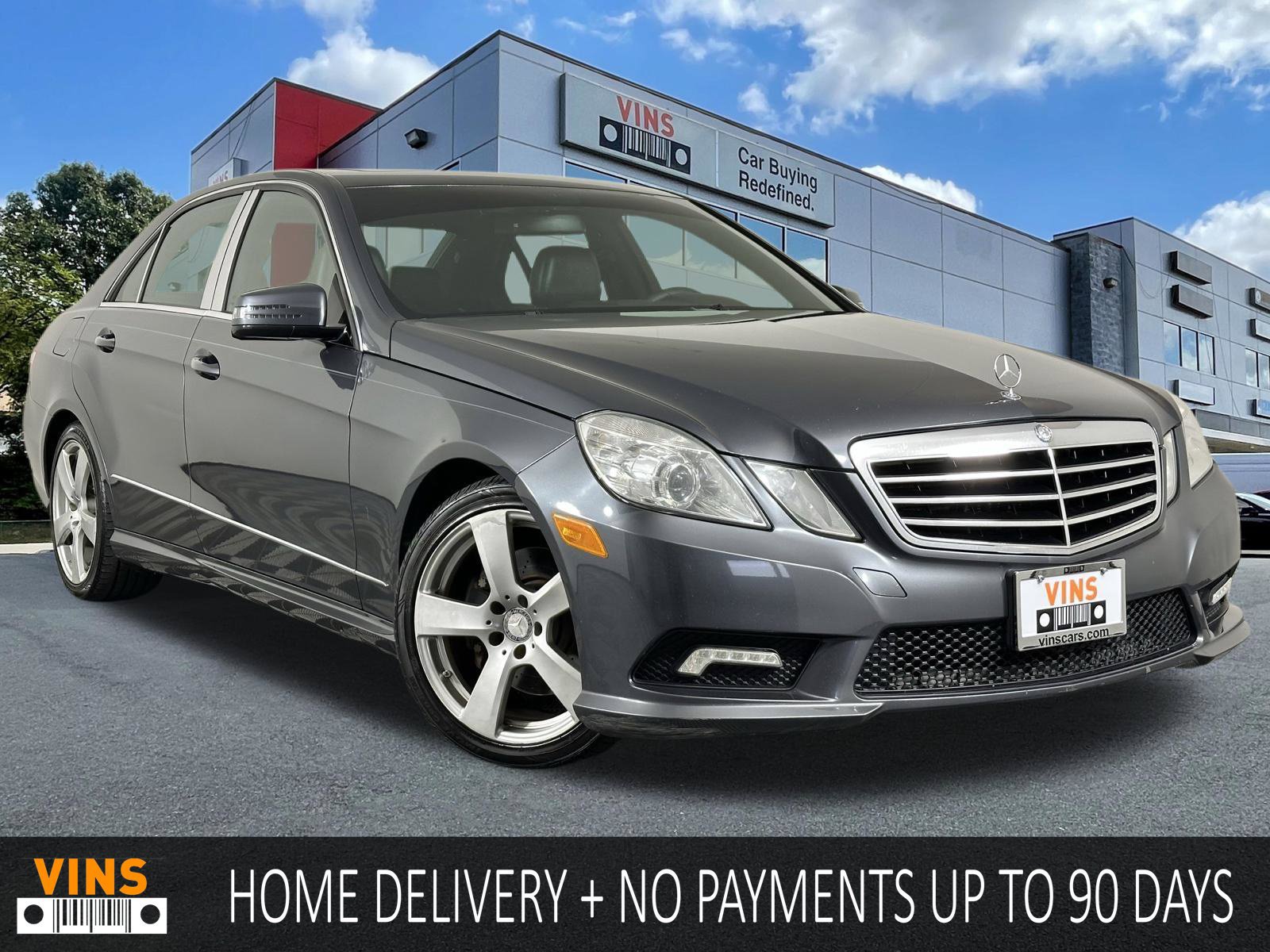 Used 2011 Mercedes-Benz E 350 4MATIC Sedan image 1