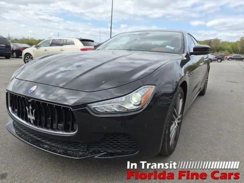 Used 2017 Maserati Ghibli S image 2