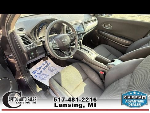 Used 2018 Honda HR-V EX image 12