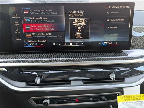 Used 2025 BMW X7 M60i w/ Climate Comfort Package image 13