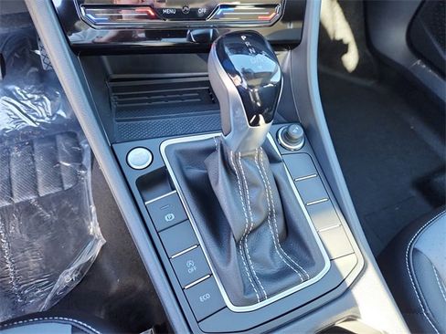 New 2026 Volkswagen Jetta SE image 13