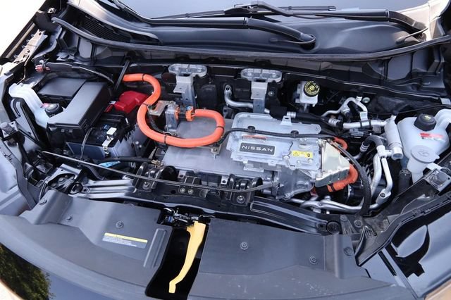 Used 2023 Nissan Ariya FWD image 28