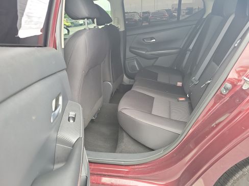 Used 2022 Nissan Sentra SV w/ All-Weather Package FWD image 12