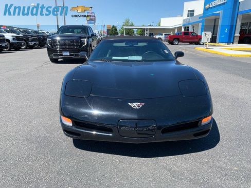 Used 2003 Chevrolet Corvette Convertible w/ Preferred Equipment Group1 RWD image 2