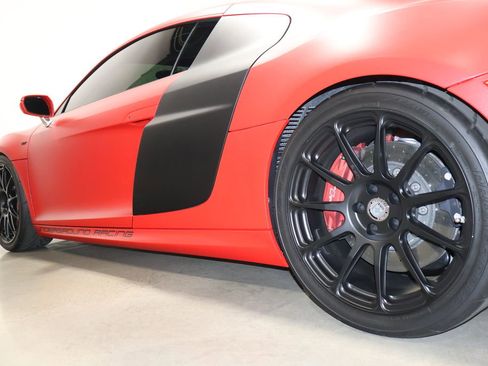 Used 2012 Audi R8 GT image 11