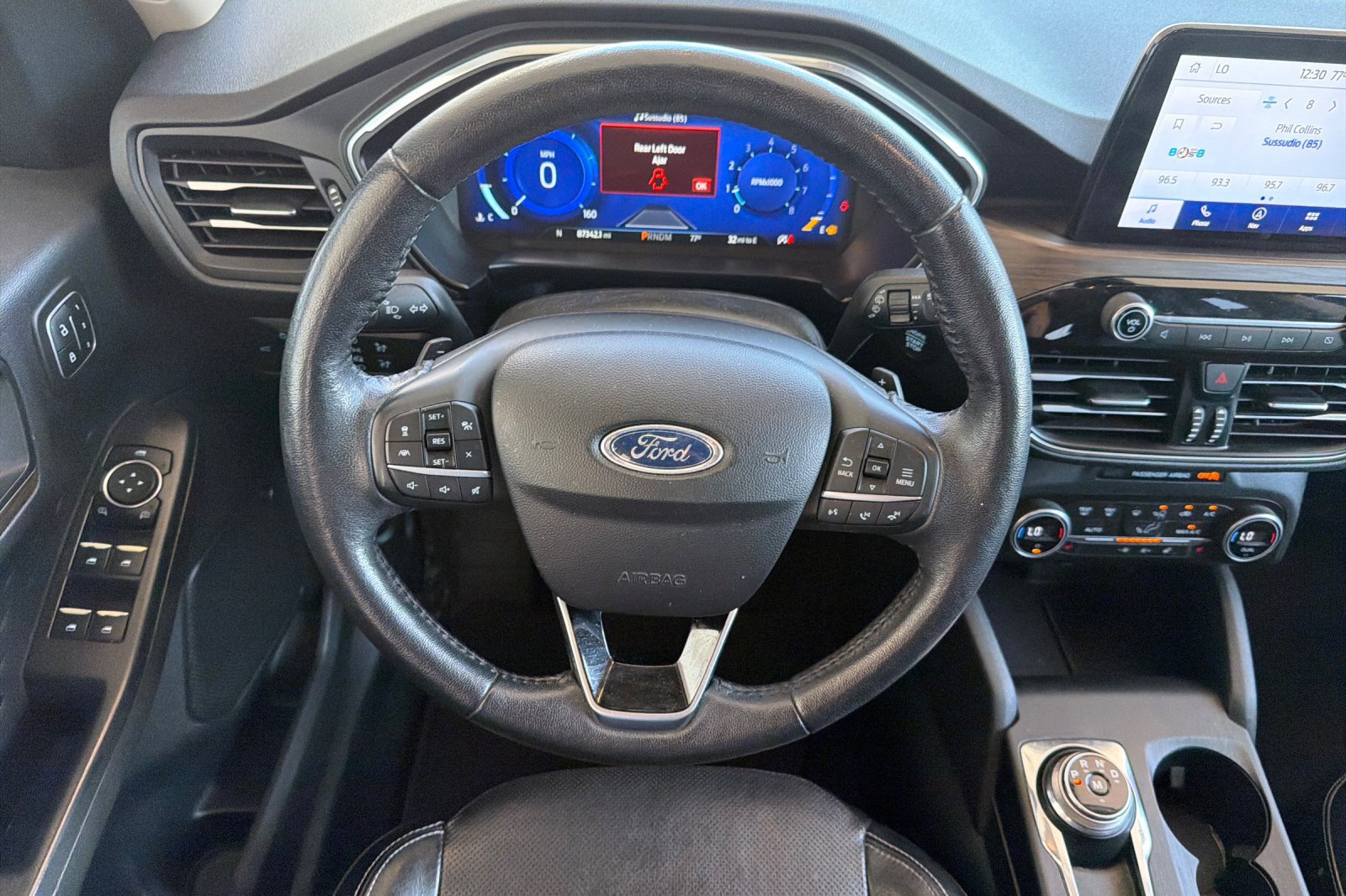 Used 2020 Ford Escape Titanium AWD/4WD image 13