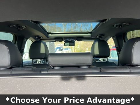 Used 2023 Alfa Romeo Stelvio Veloce image 16