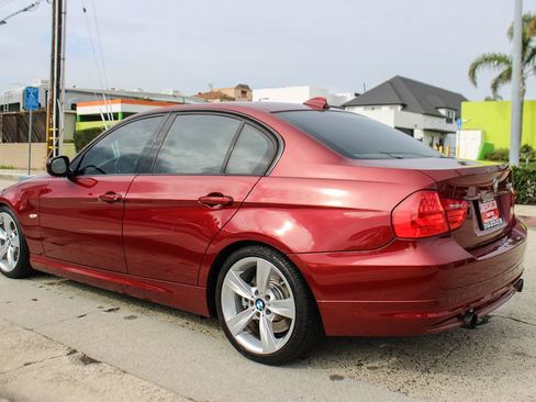 Used 2011 BMW 335i Sedan image 3