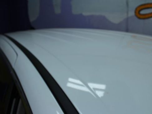 Used 2024 Chrysler Pacifica Touring-L FWD image 5