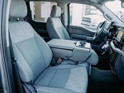 Used 2023 Ford F150 XLT w/ Trailer Tow Package image 14