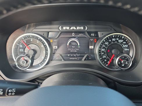 Used 2022 RAM 1500 Big Horn RWD image 26