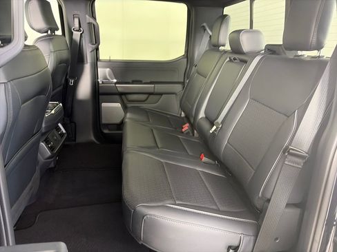 Used 2025 Ford F150 Lariat AWD/4WD image 13