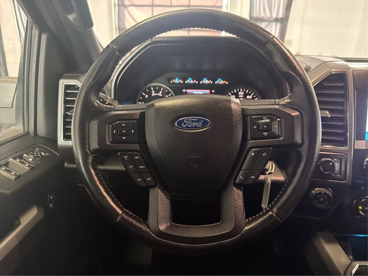 Used 2019 Ford F150 XLT w/ Equipment Group 302A Luxury AWD/4WD image 21