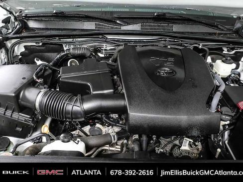 Used 2021 Toyota Tacoma SR image 32