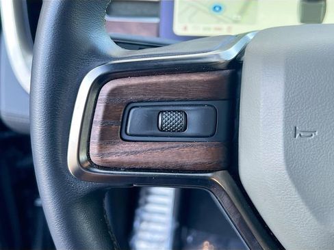 Used 2022 Rivian R1T Adventure image 17