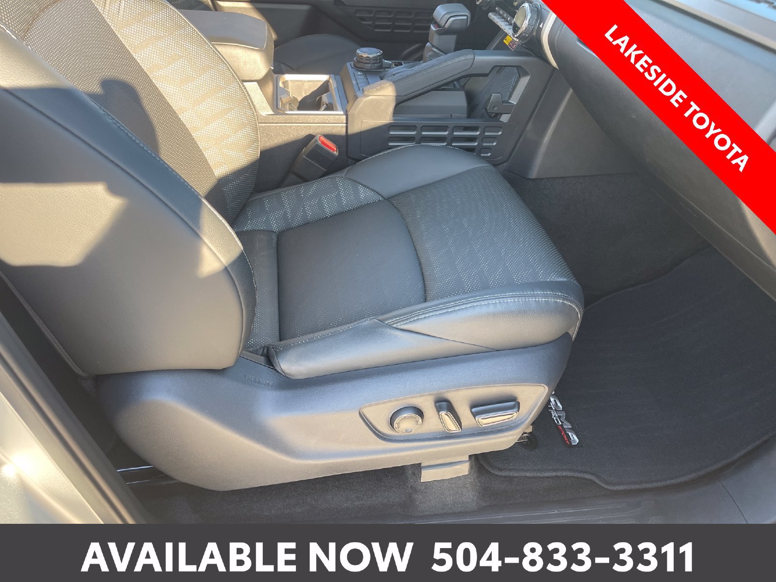 Certified 2025 Toyota Tacoma TRD Sport w/ TRD Sport Premium Package AWD/4WD image 17