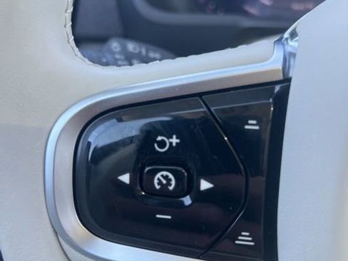 New 2026 Volvo XC90 B6 Ultra w/ Protection Package image 12