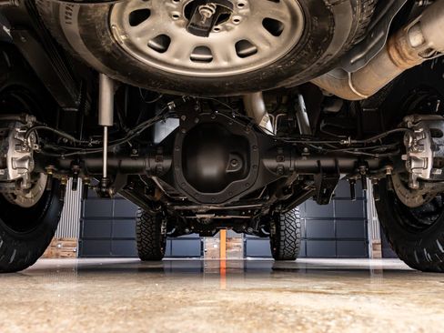 Used 2024 GMC Sierra 2500 AT4 w/ AT4 Premium Plus Package image 15