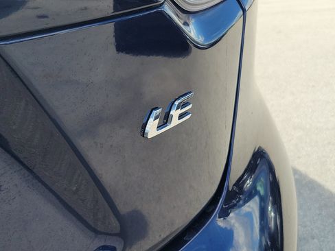 Used 2025 Toyota Corolla LE FWD image 30