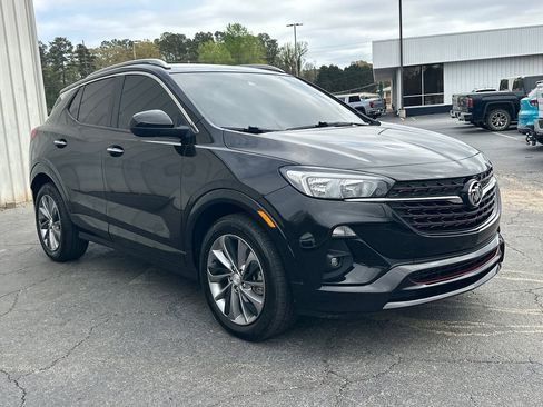 Used 2022 Buick Encore GX Select w/ Sport Touring Package FWD image 4