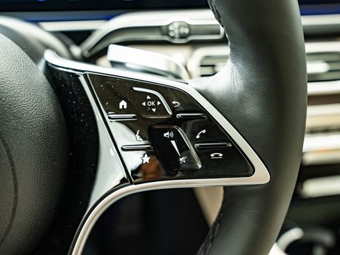 New 2026 Mercedes-Benz GLS 450 4MATIC image 31