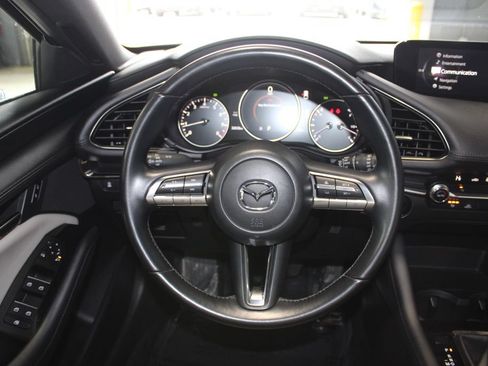 Used 2023 MAZDA MAZDA3 s FWD image 12