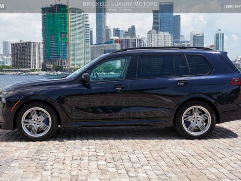 Used 2024 BMW ALPINA XB7 AWD/4WD image 11