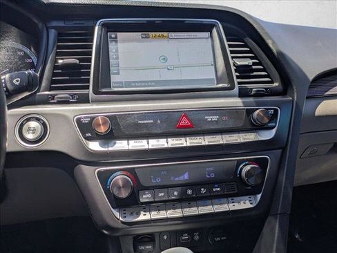 Used 2019 Hyundai Sonata Limited w/ Ultimate Package 04 FWD image 15