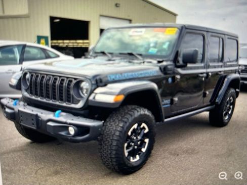 Used 2024 Jeep Wrangler Unlimited Rubicon 4xe AWD/4WD image 1