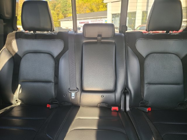 Used 2023 RAM 1500 Laramie AWD/4WD image 19