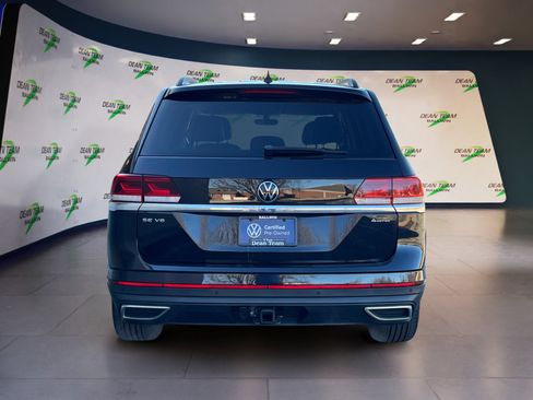 Certified 2023 Volkswagen Atlas SE w/ Black Wheel Package image 6