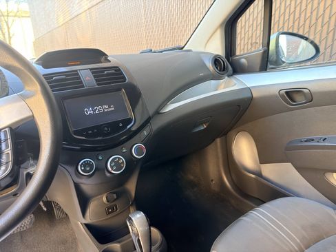 Used 2014 Chevrolet Spark LT FWD image 9