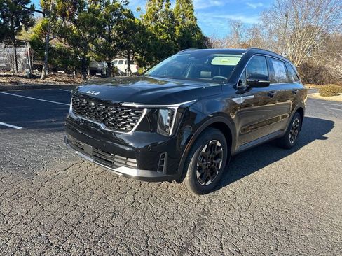 New 2026 Kia Sorento S FWD image 3