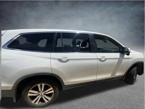 Used 2017 Honda Pilot EX-L image 11
