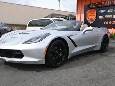 Used 2014 Chevrolet Corvette Stingray Convertible RWD image 15