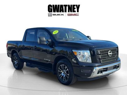 Used 2024 Nissan Titan SV w/ SV Convenience Package